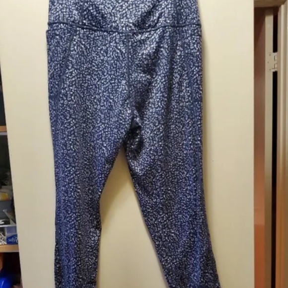 Free People Plie All Day Leopard Leggings in xs NWT - Picture 7 of 7